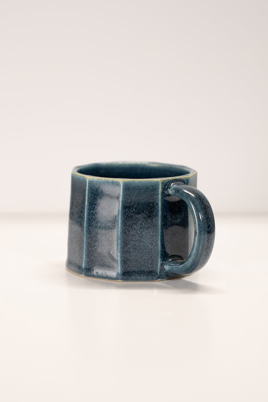 10oz Faceted Mug 1