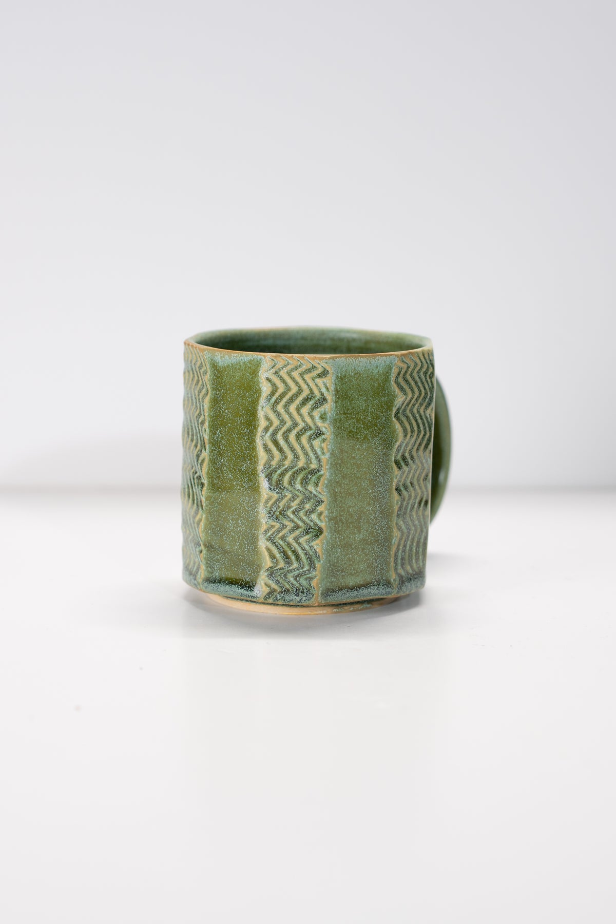 12oz Faceted  Wiggle Mug